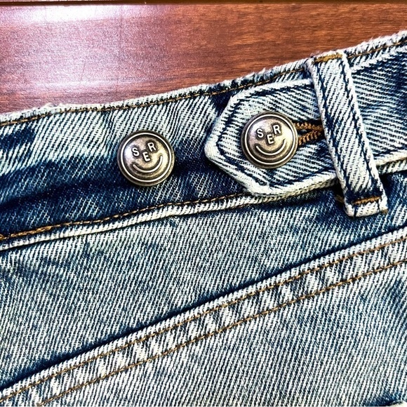 NWT RETROFETE SEROYA 90s High Waist Ripped Distressed Denim Cutoff Jean Short 30 - Picture 7 of 10
